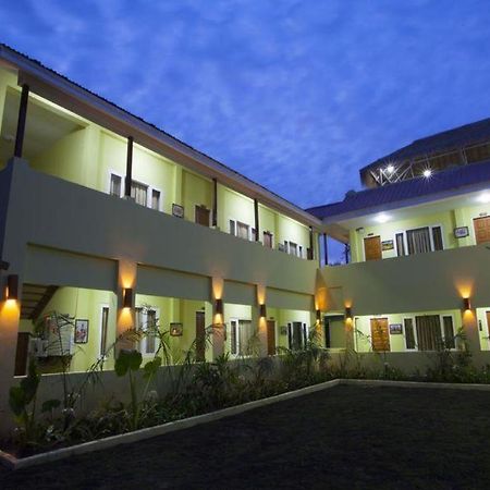 New Wave 1 Guesthouse Παγκάν Εξωτερικό φωτογραφία